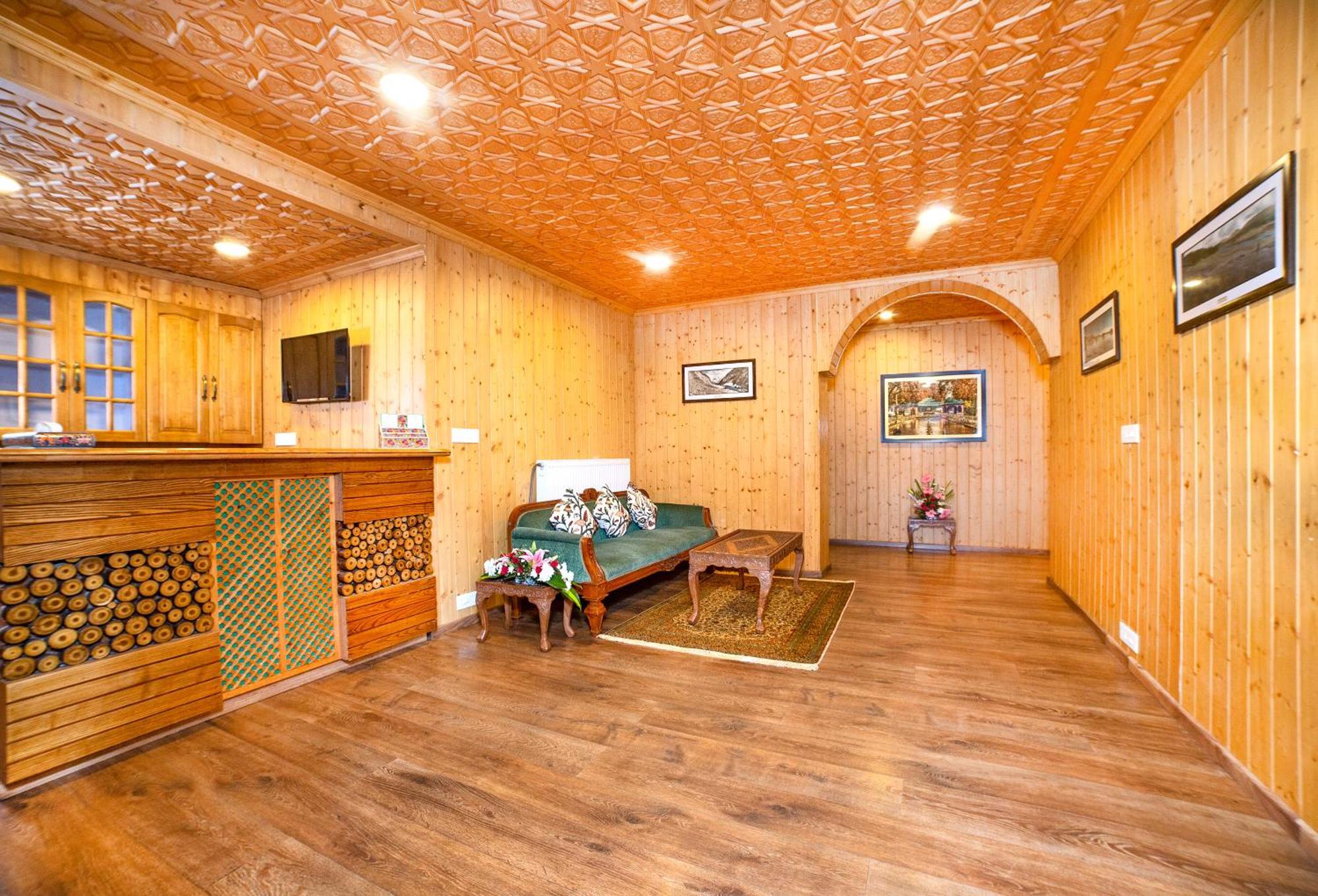 Shaw Inn By Stay Pattern Gulmarg Exteriér fotografie