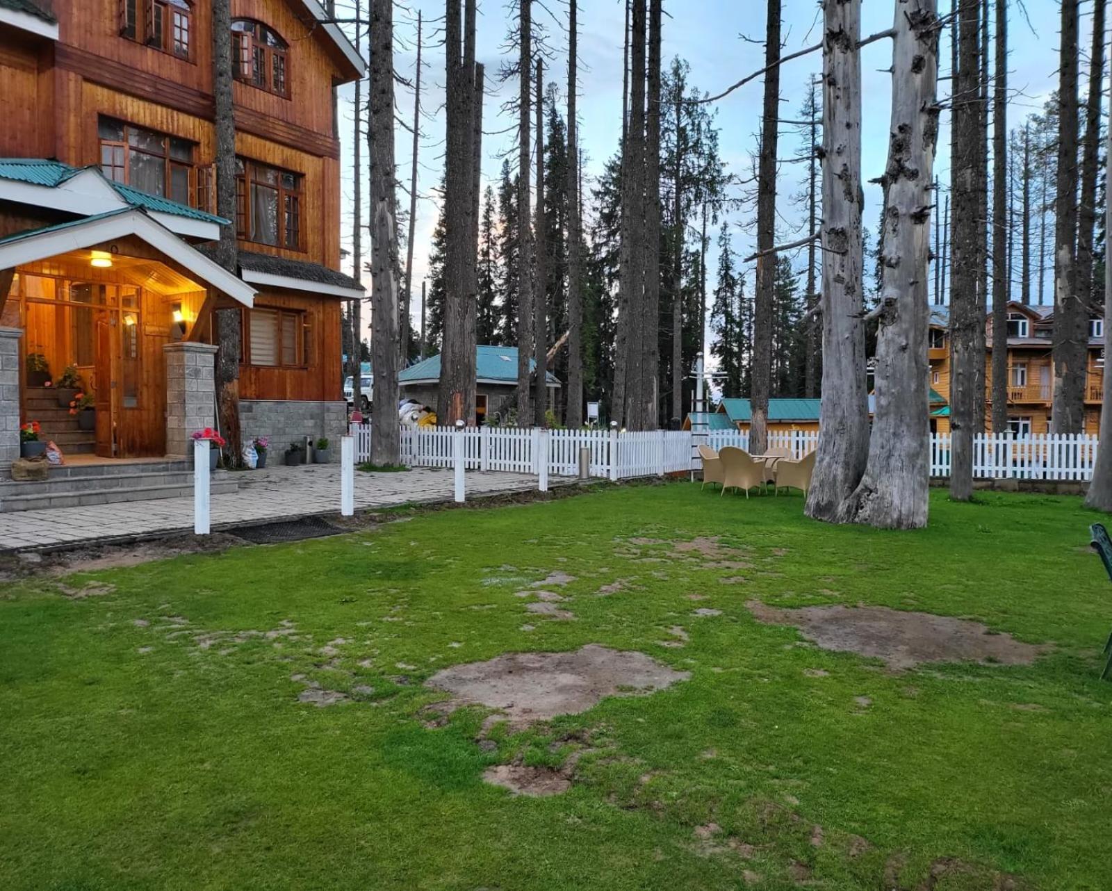 Shaw Inn By Stay Pattern Gulmarg Exteriér fotografie