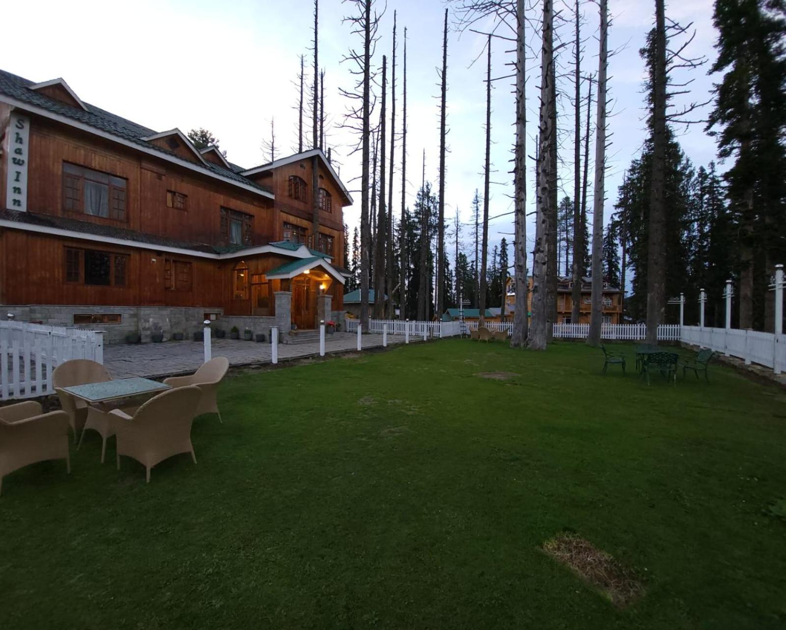 Shaw Inn By Stay Pattern Gulmarg Exteriér fotografie
