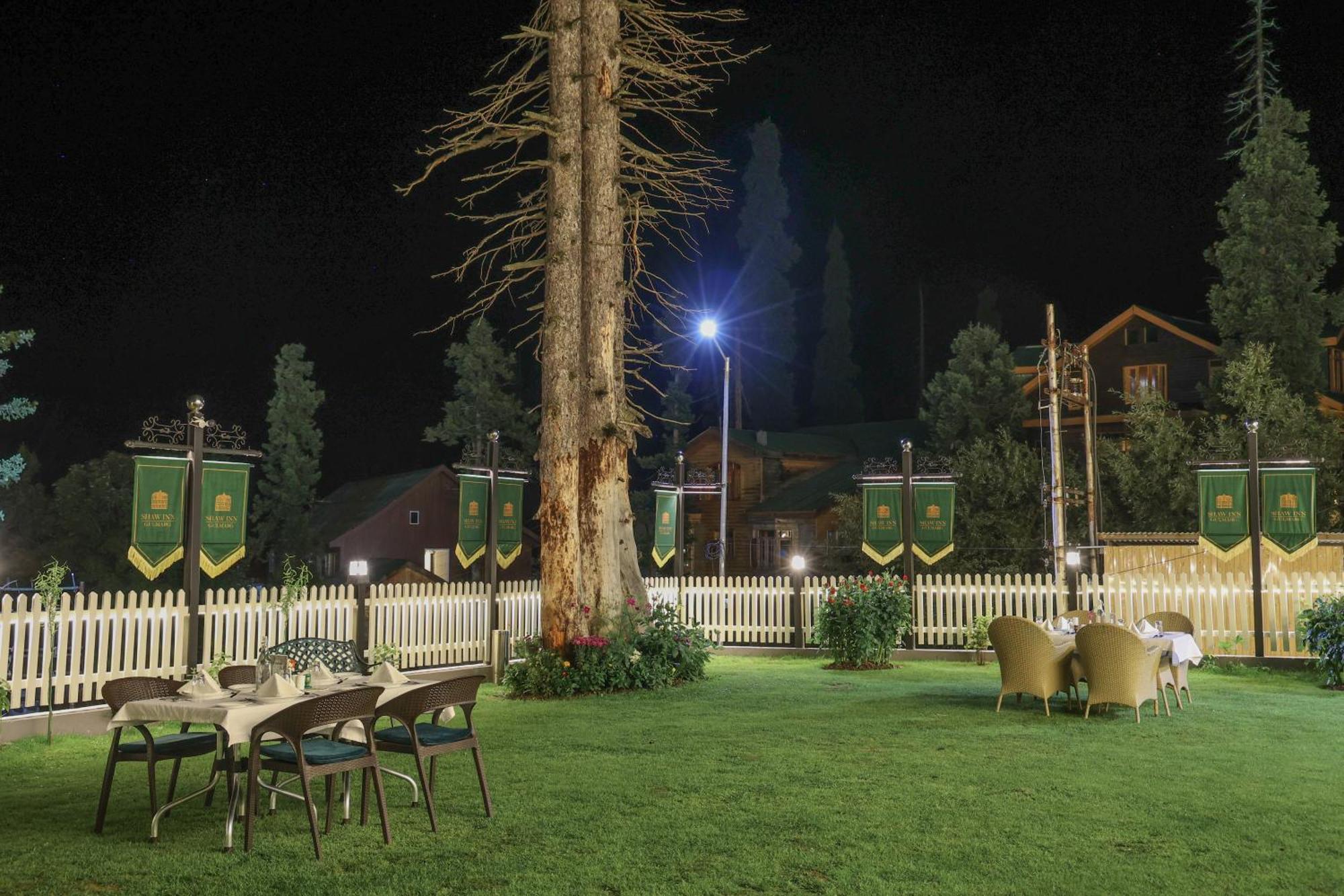 Shaw Inn By Stay Pattern Gulmarg Exteriér fotografie