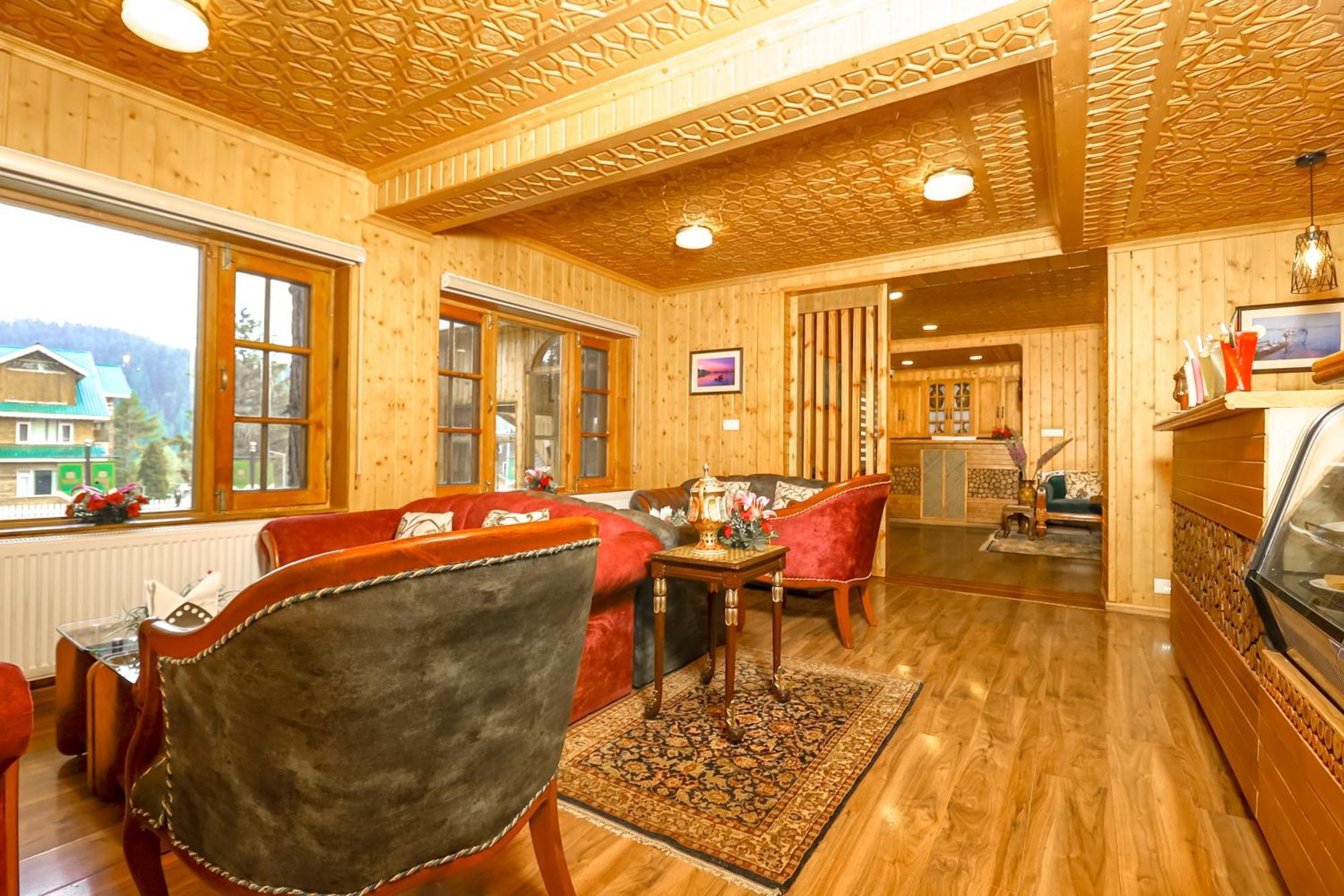 Shaw Inn By Stay Pattern Gulmarg Exteriér fotografie