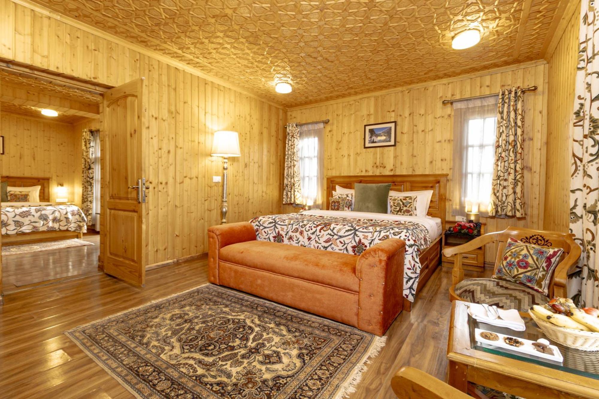 Shaw Inn By Stay Pattern Gulmarg Exteriér fotografie