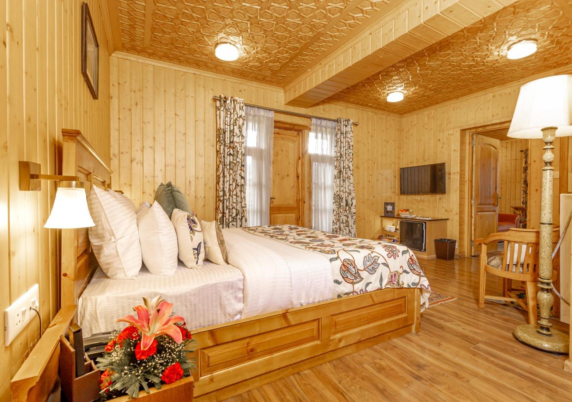Shaw Inn By Stay Pattern Gulmarg Exteriér fotografie