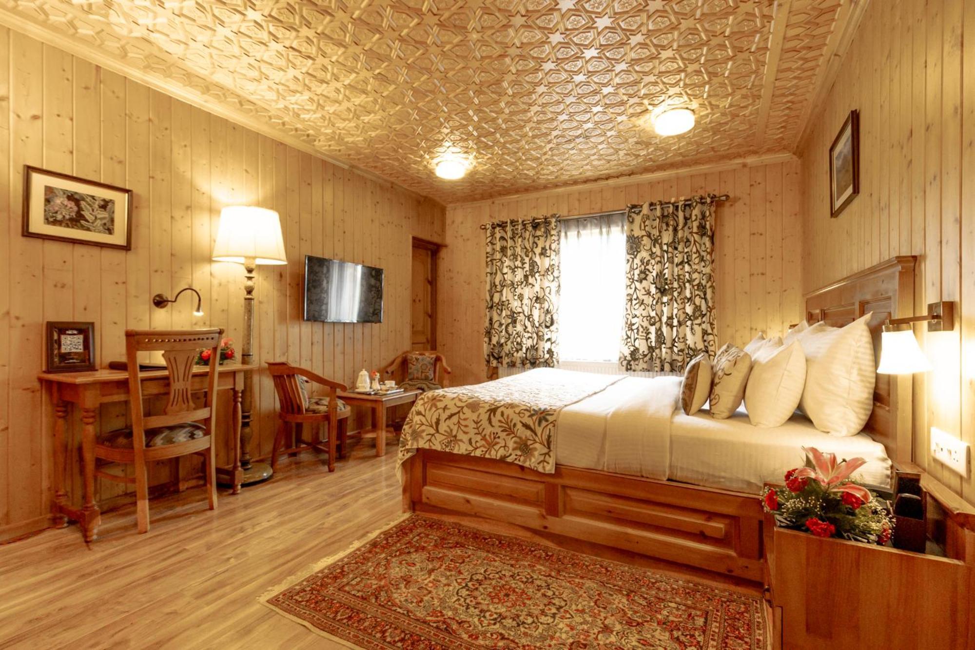 Shaw Inn By Stay Pattern Gulmarg Exteriér fotografie