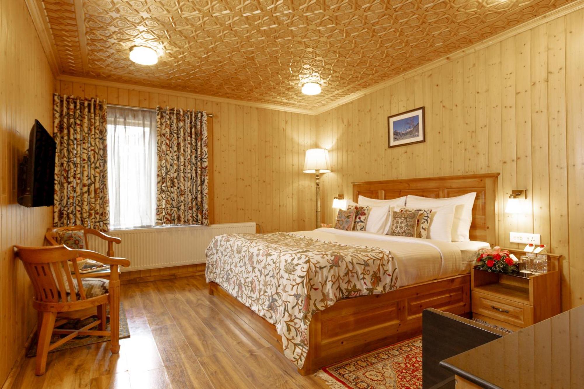 Shaw Inn By Stay Pattern Gulmarg Exteriér fotografie