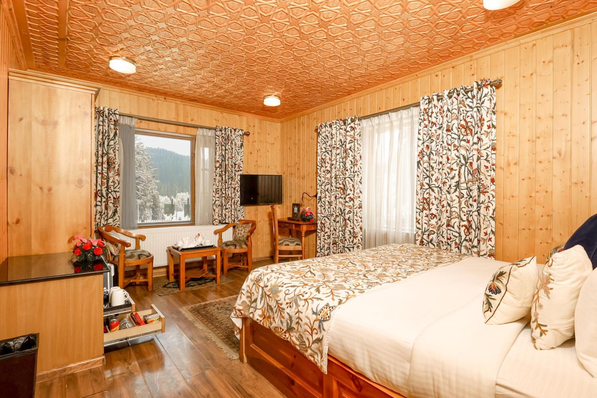 Shaw Inn By Stay Pattern Gulmarg Exteriér fotografie